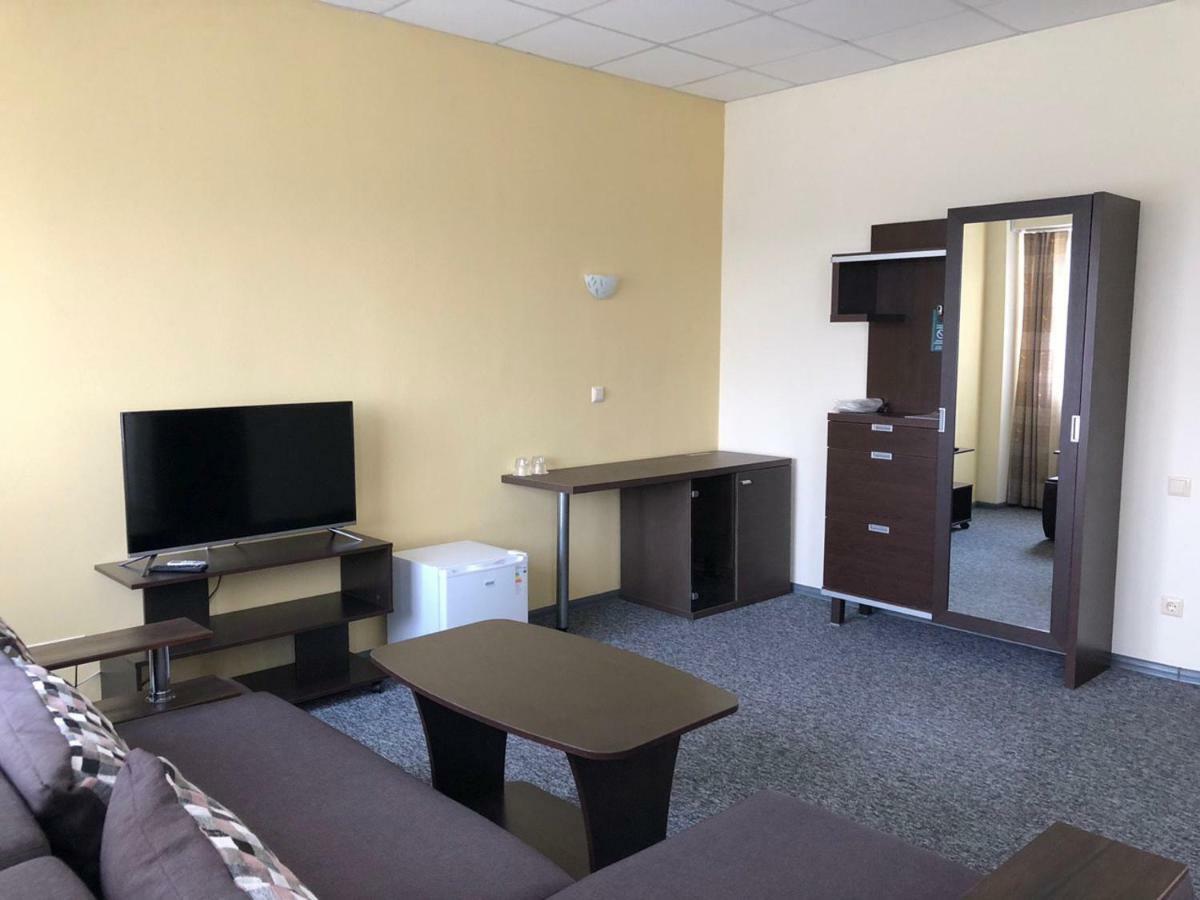 ברובארי Mini Hotel On Brovarskaya מראה חיצוני תמונה